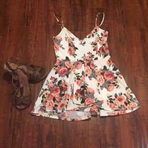 Juniors floral romper